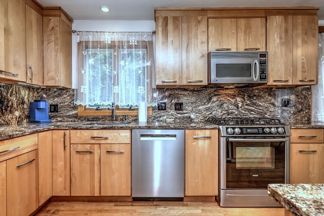 35 Wilson Dr, Oxford, CT 06478 - photo 19