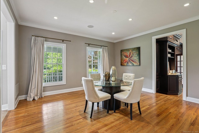 25 Encampment Pl, Ridgefield, CT 06877 - dining space featuring light wood-style flooring, crown molding, and recessed lighting