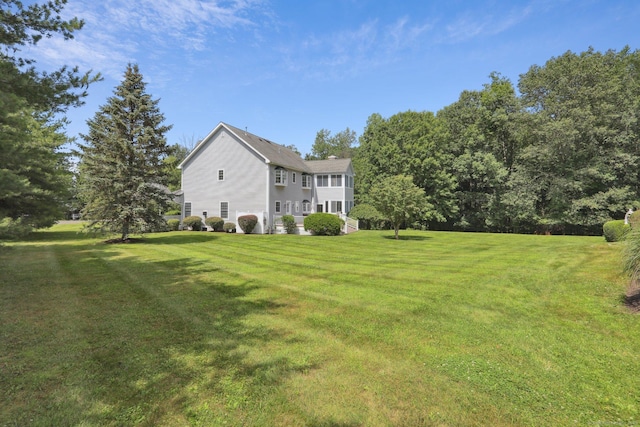 25 Encampment Pl, Ridgefield, CT 06877 - view of grassy yard