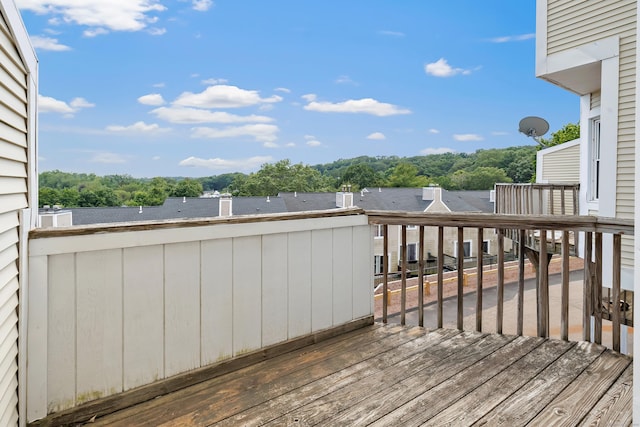 173 Russo Ave Unit 409, East Haven, CT 06513 - view of wooden deck