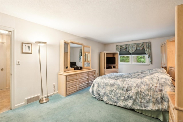 18 Banks Rd, Simsbury, CT 06070 - carpeted bedroom featuring baseboards