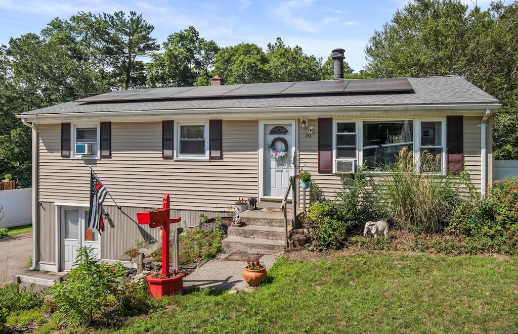 70 Beechwood Rd, Montville, CT 06370 - photo 1