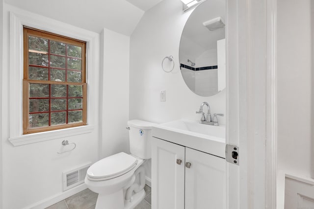 162 Sheppard St, Stratford, CT 06614 - bathroom featuring vanity and tile patterned floors