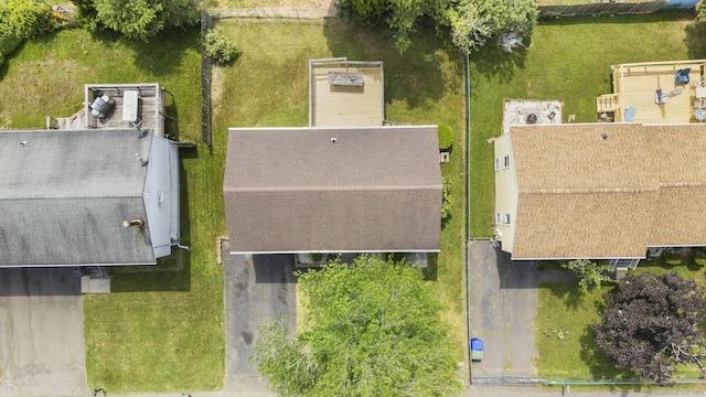 83 Julia Ter, Middletown, CT 06457 - drone / aerial view