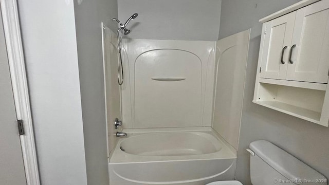 full bath with toilet and shower / bath combination