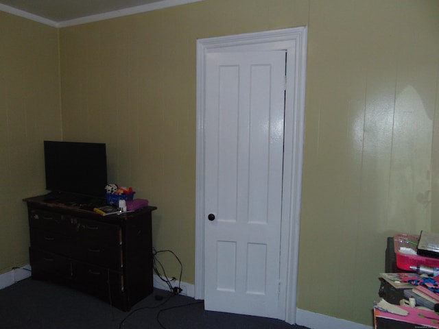 69 W Liberty St, Waterbury, CT 06706 - bedroom with ornamental molding