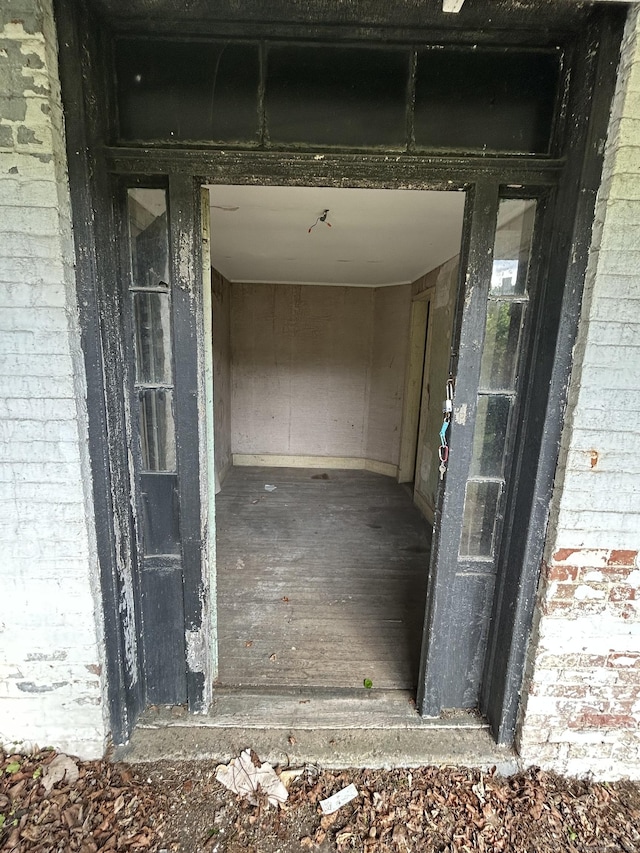 36 Boswell Ave, Norwich, CT 06360 - doorway to property