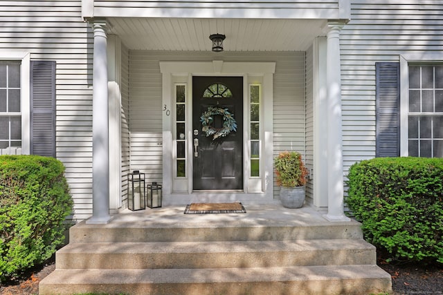 30 Poppy Ln, East Lyme, CT 06333 - entrance to property