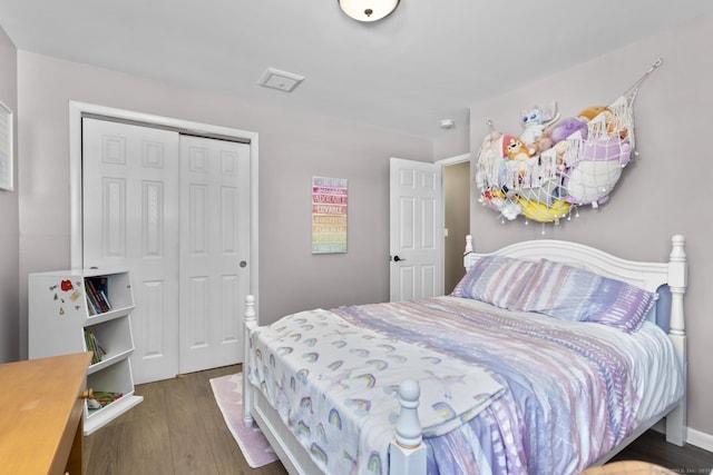 24 Pine Tree Rdg, Meriden, CT 06450 - bedroom featuring a closet and wood finished floors