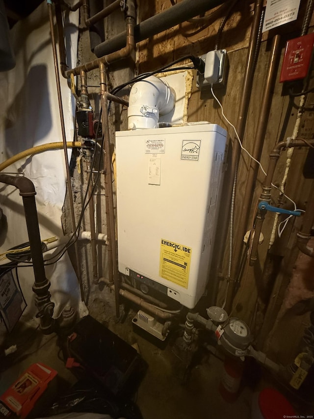 72 School St, Norwich, CT 06360 - utilities featuring water heater