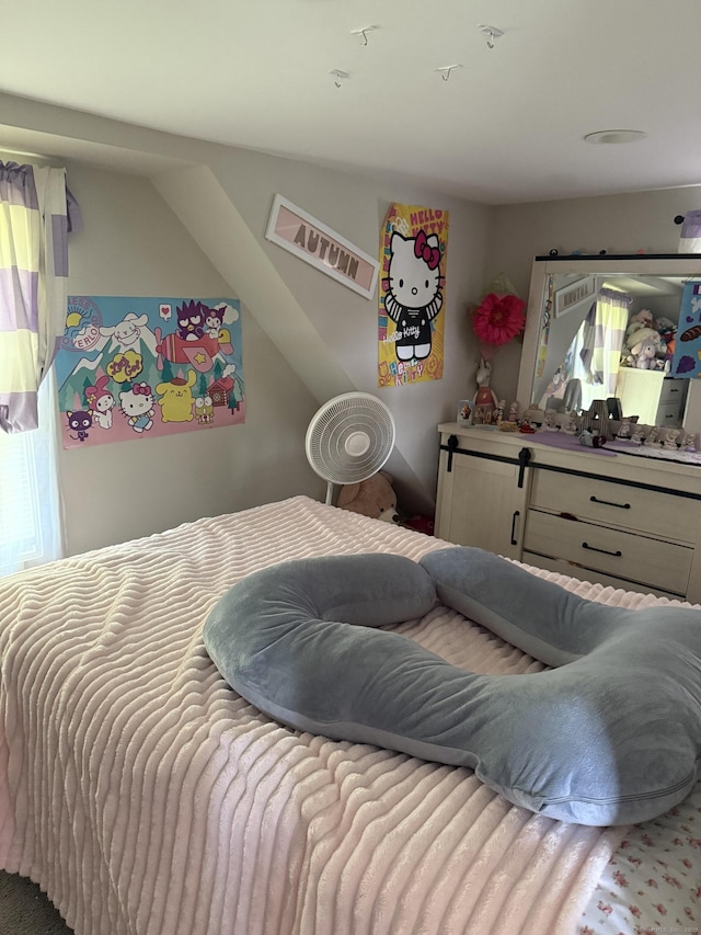 72 School St, Norwich, CT 06360 - view of bedroom