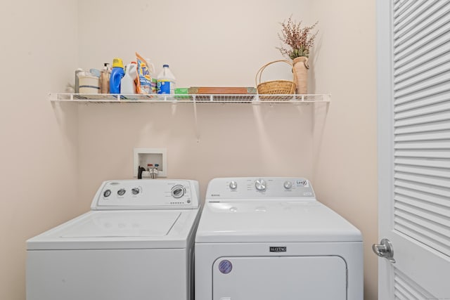 18 Briar Ridge Dr Unit 18, Bethel, CT 06801 - laundry room with washer and clothes dryer