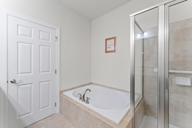 18 Briar Ridge Dr Unit 18, Bethel, CT 06801 - full bathroom with a garden tub and a stall shower