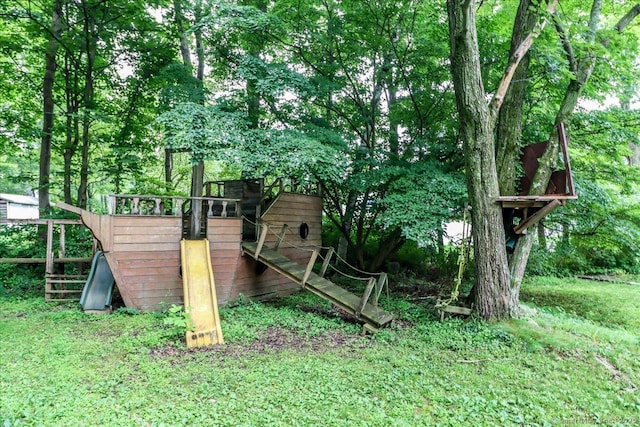 17 Robinhood Rd, Danbury, CT 06811 - view of jungle gym