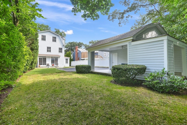 36 Hendrie Ave, Greenwich, CT 06878 - view of yard with a patio