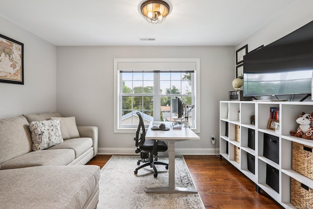15 Wondy Way, Danbury, CT 06811 - home office with baseboards and dark wood finished floors