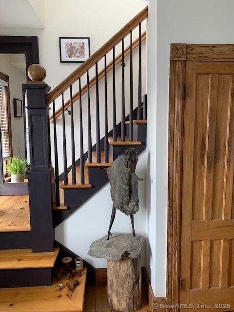 14 Jefferson St, Norwalk, CT 06851 - view of stairway