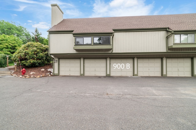 900 Heritage Vlg Unit B, Southbury, CT 06488 - view of garage
