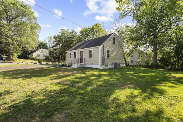 13 Brushy Plain Rd, Branford, CT 06405 - view of front of property featuring a front yard
