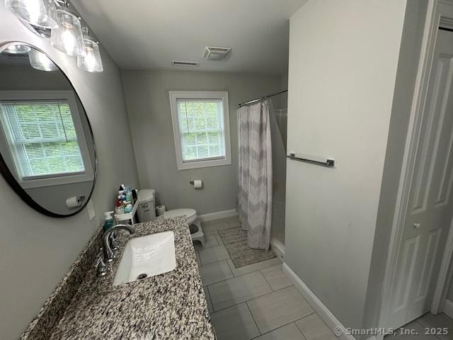 7 Pimlico Rd, Wolcott, CT 06716 - full bath with vanity and curtained shower