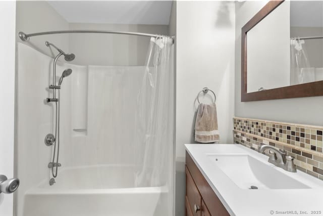 827 Oronoke Rd Apt 5-6, Waterbury, CT 06708 - bathroom with shower / tub combo with curtain, tasteful backsplash, and vanity