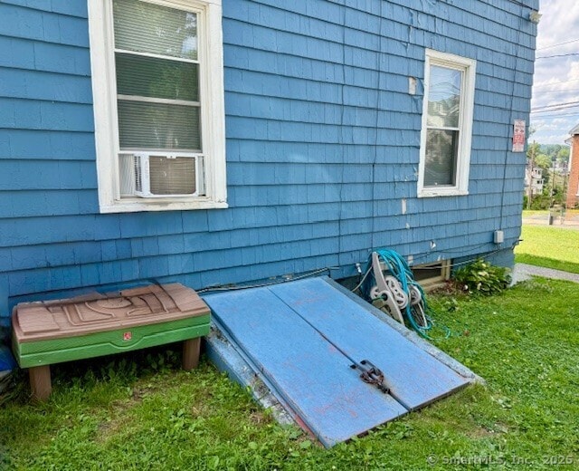 72 Stewart St, Bristol, CT 06010 - exterior view