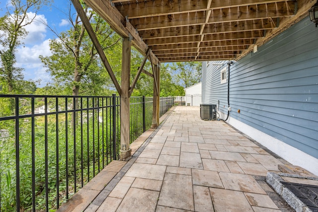 90 Haddad Rd, Waterbury, CT 06708 - view of patio