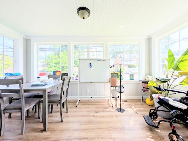 18 Victory St, Bridgeport, CT 06606 - sunroom featuring plenty of natural light