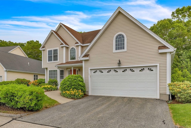 16 Spinnaker Dr Unit 16, East Lyme, CT 06357 - traditional-style house featuring driveway and a garage