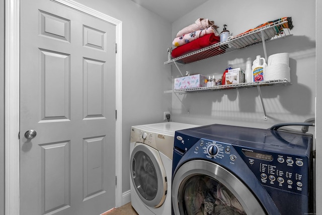 41 Palmer St Unit 20, Norwich, CT 06360 - laundry room featuring independent washer and dryer and baseboards