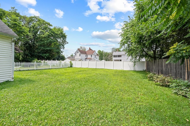 21 Walter Pl, East Hartford, CT 06108 - photo 36