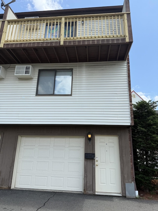 531 Meriden Rd Unit 2, Waterbury, CT 06705 - view of garage