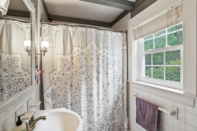 8 Gillies Ln, Norwalk, CT 06854 - full bathroom featuring tile walls and a shower with curtain