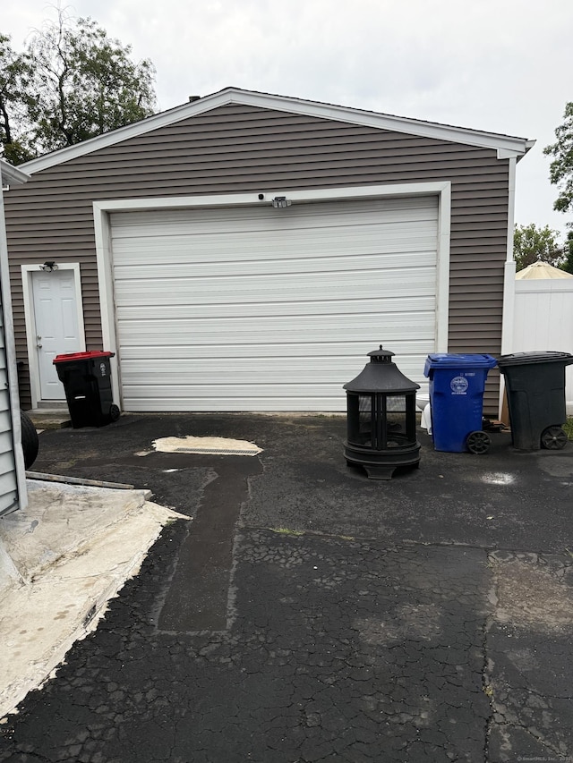 32 S St, Norwalk, CT 06854 - view of garage
