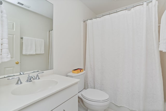21 Lakeview Ave Unit 21, New Canaan, CT 06840 - bathroom featuring vanity and curtained shower