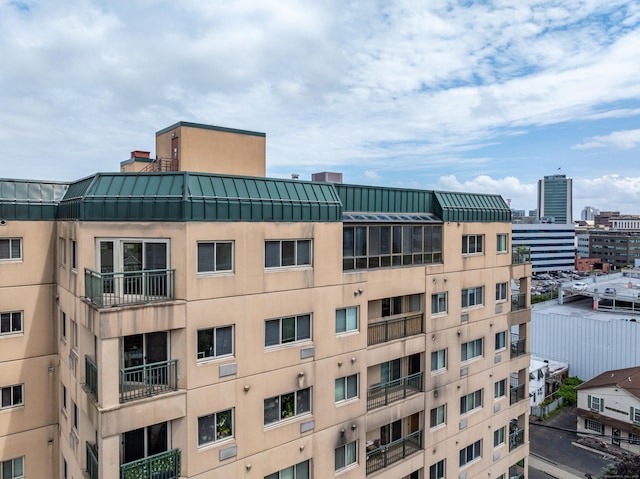104 N St Apt 803, Stamford, CT 06902 - view of apartment building / complex