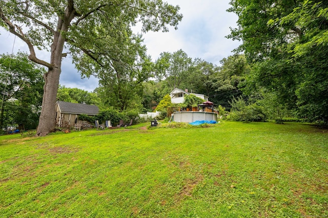610 S Elm St, Wallingford, CT 06492 - view of green lawn featuring an outdoor pool