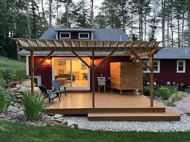 23 Little Bunggee Hill Rd, Woodstock, CT 06282 - rear view of house featuring roof with shingles, a wooden deck, and a pergola