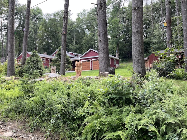 23 Little Bunggee Hill Rd, Woodstock, CT 06282 - view of yard featuring an outdoor structure and view of wooded area