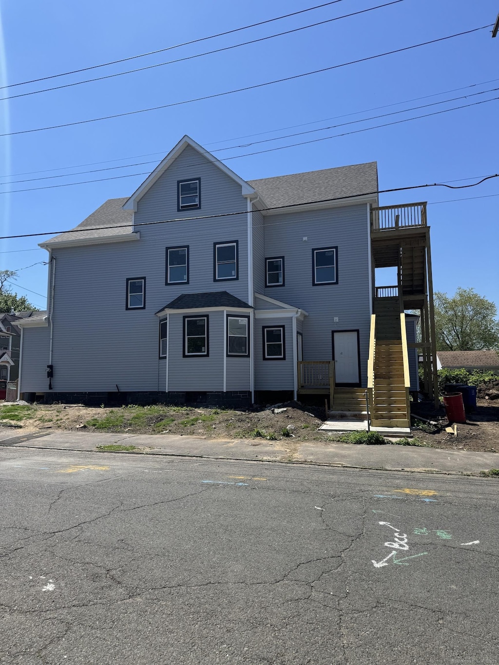 144 Cottage St, Bridgeport, CT 06605 - view of front of home with a balcony
