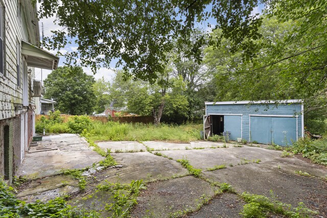 110 Franklin St, Killingly, CT 06239 - view of yard featuring an outbuilding