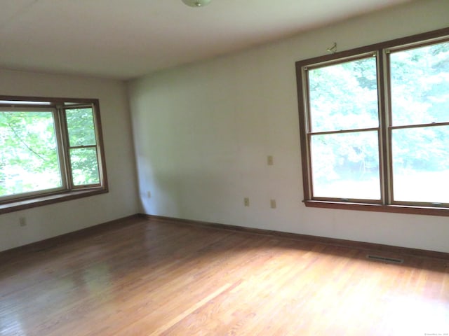 1200 Peck Ln, Cheshire, CT 06410 - unfurnished room with light wood-style flooring