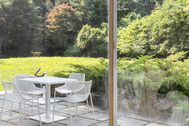 274 Nod Rd, Ridgefield, CT 06877 - view of patio / terrace featuring outdoor dining area and a wooded view