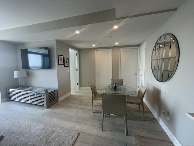 1 Broad St Unit Ph 26E, Stamford, CT 06901 - dining room featuring recessed lighting and light wood-style flooring