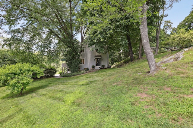 223 N St, Ridgefield, CT 06877 - view of grassy yard