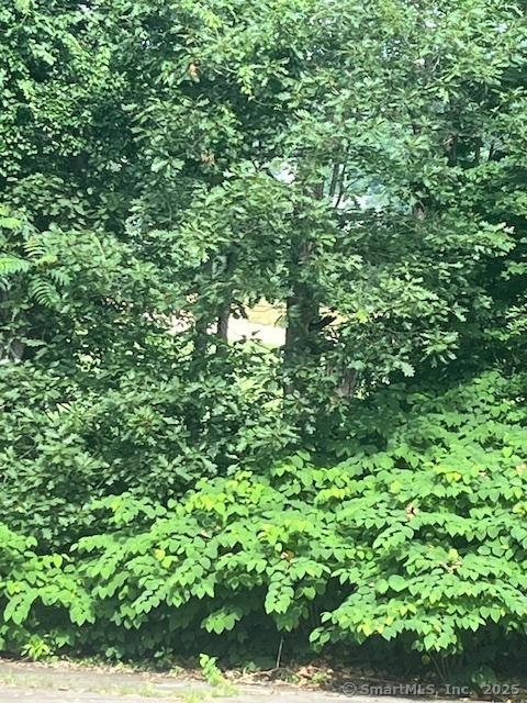 539 Fairway Rd, Orange, CT 06477