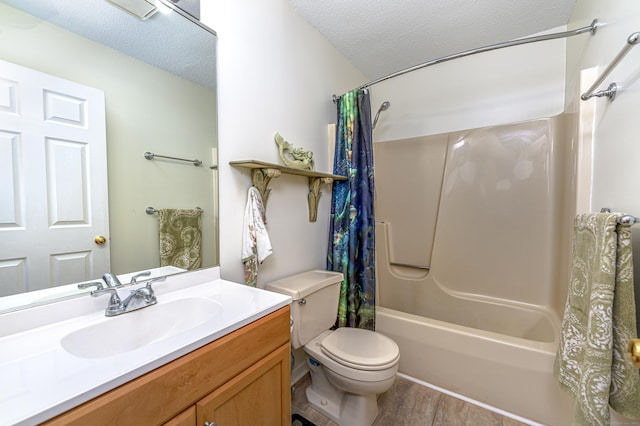 708 Lake Vista Dr Unit 708, East Hampton, CT 06424 - full bath with a textured ceiling, shower / bath combo, vanity, and wood finished floors