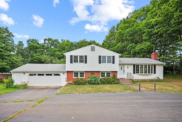 570 Village St, North Branford, CT 06472 - photo 1