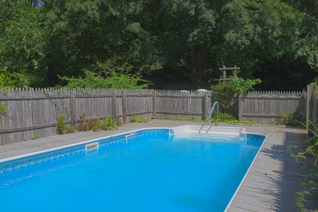 940 Saybrook Rd, Haddam, CT 06438 - view of pool with a fenced backyard