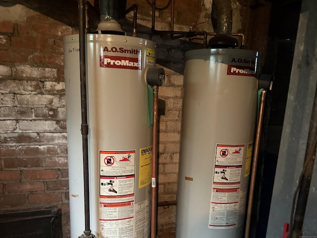 27 Longview Ave, Fairfield, CT 06824 - utility room featuring gas water heater